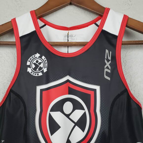 NEW! 2XU Cycling Jersey Women S - Picture 2 of 5